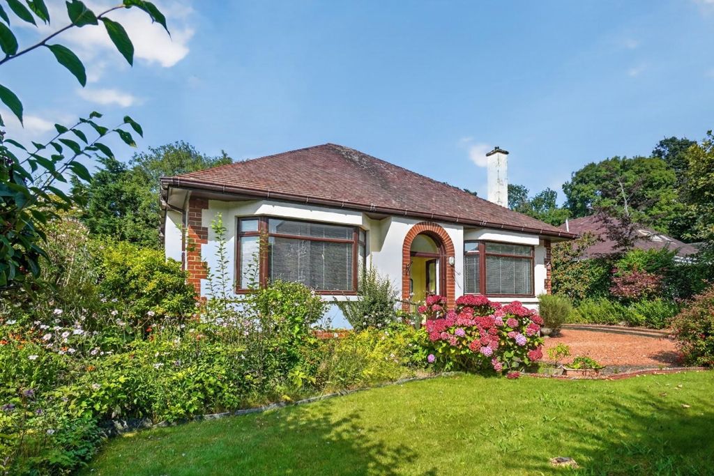 Property photo 1 of 27 1_33 Waterside Street, Largs_ (4).Jpg