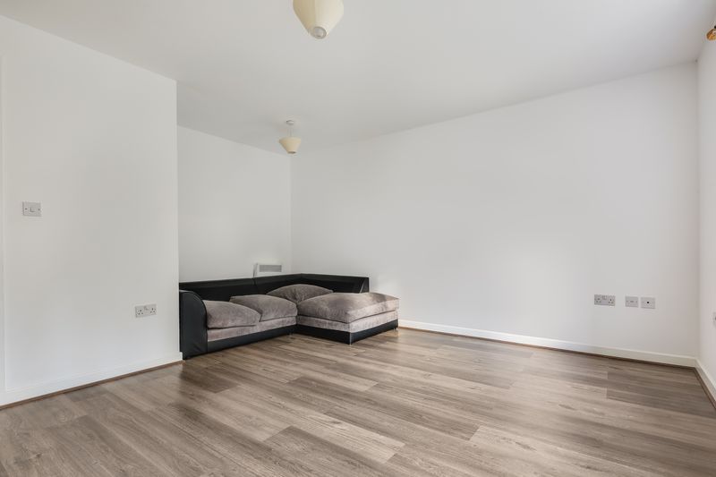 Property photo 3 of 12 Photo 2