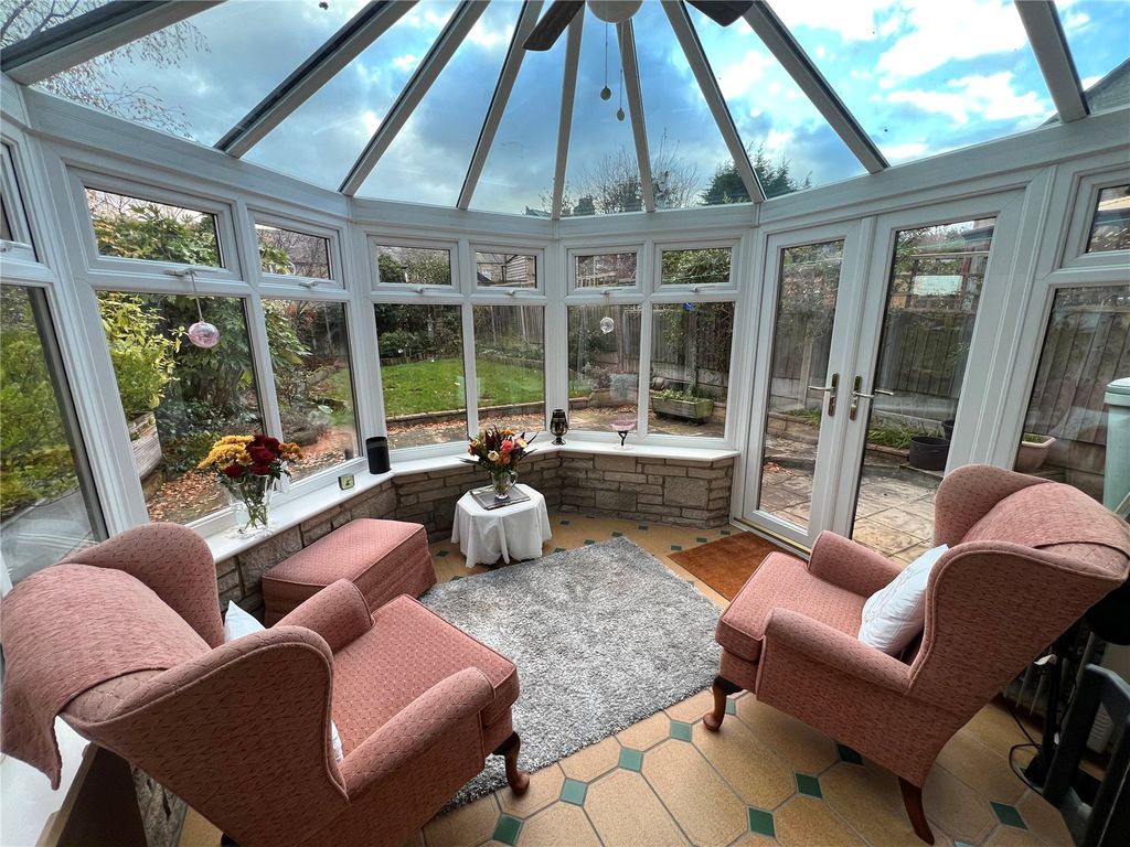 Property photo 3 of 12 Conservatory