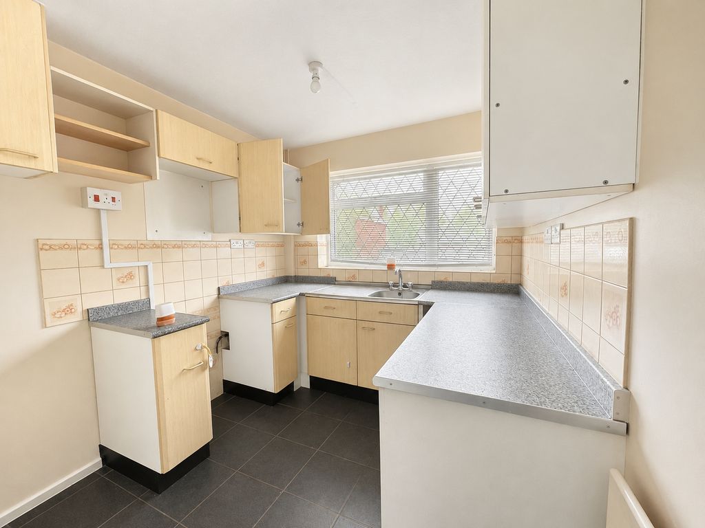 Property photo 2 of 8 Picture No. 29
