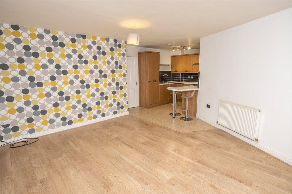 Property photo 2 of 14 Picture No. 09