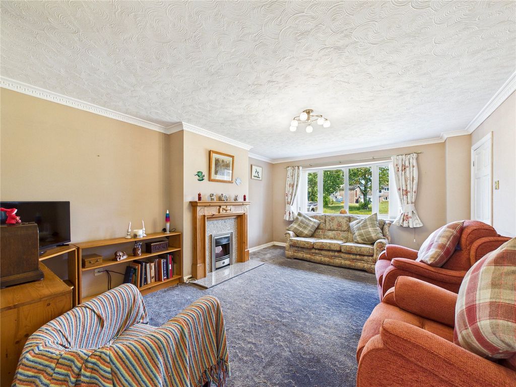 Property photo 2 of 12 Picture No. 03