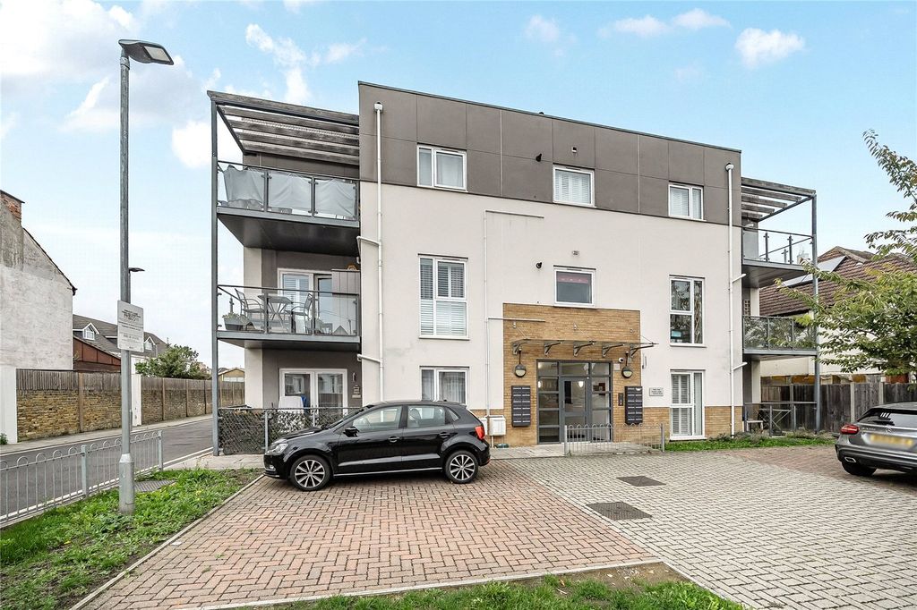 Property photo 1 of 14 Picture No. 02