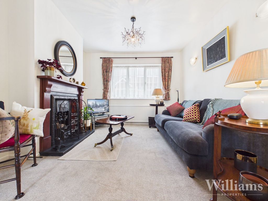 Property photo 2 of 17