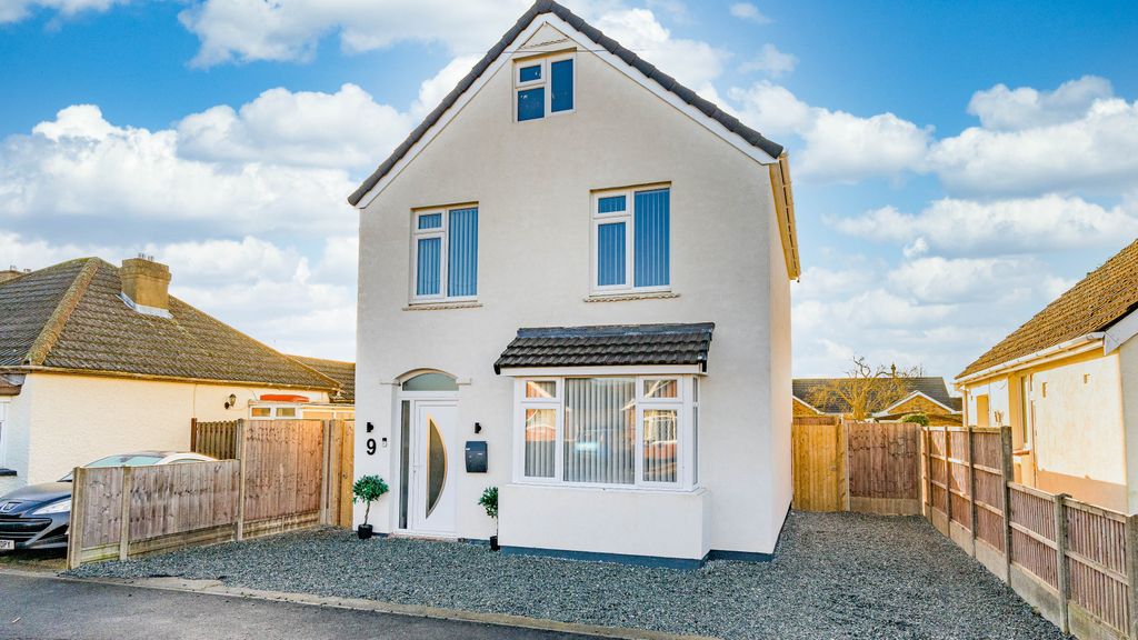 Property photo 1 of 33