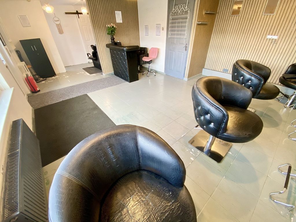 Property photo 3 of 26 A1 Salon Unit