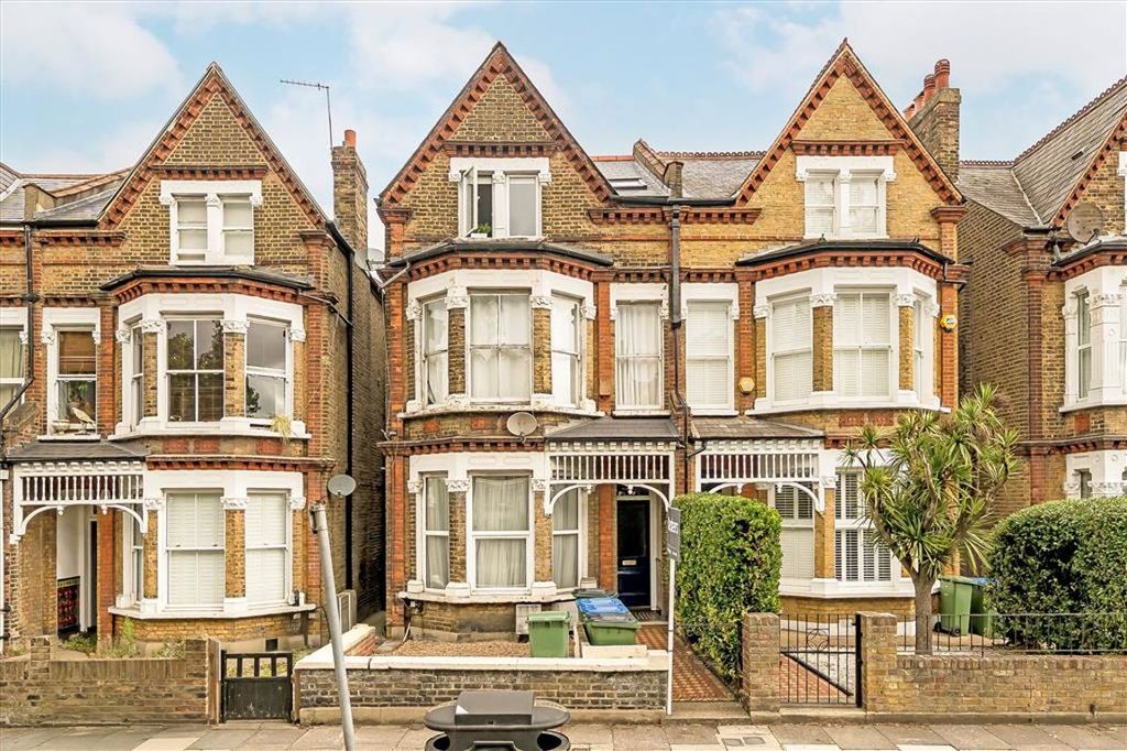 Property photo 1 of 10