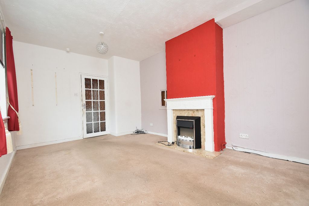 Property photo 2 of 14 5347852