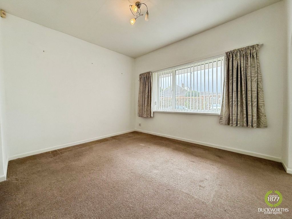 Property photo 3 of 24