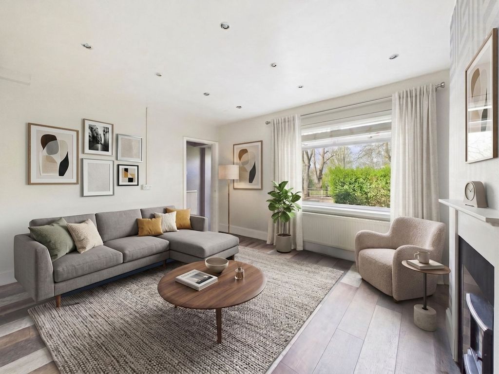 Property photo 2 of 18 Lounge (Virtually Furnished)