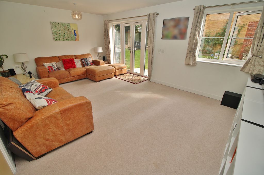 Property photo 3 of 26