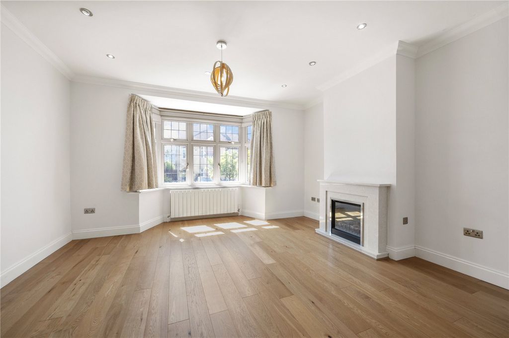 Property photo 2 of 13 Reception Room