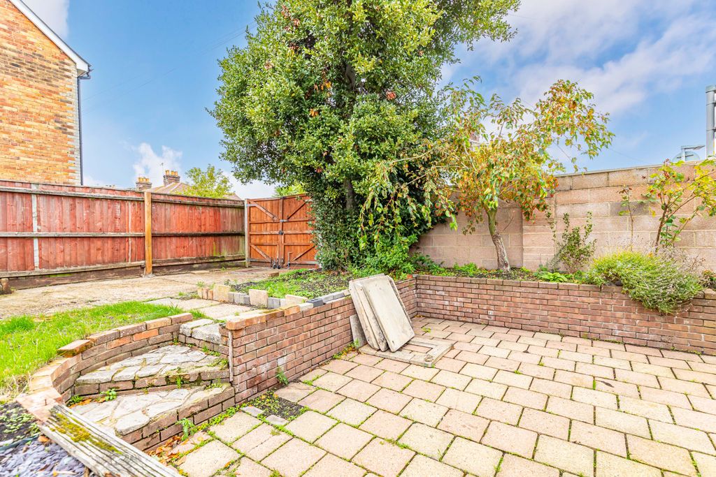 Property photo 2 of 19 Img_3646
