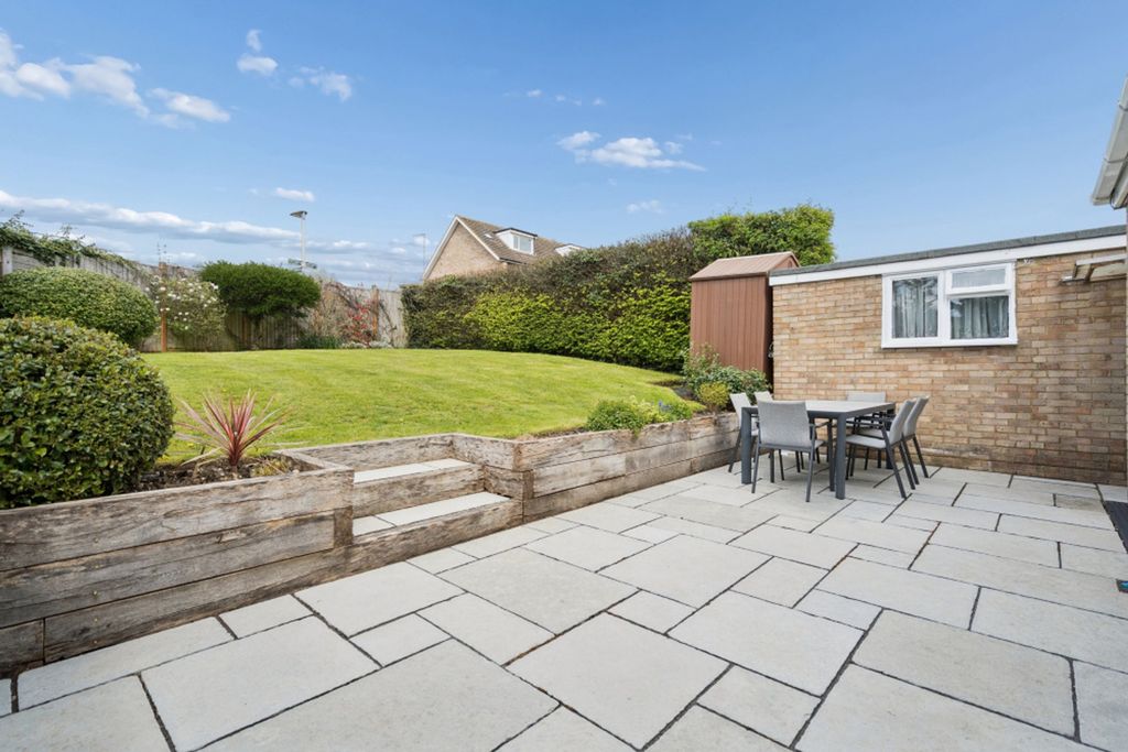 Property photo 3 of 24