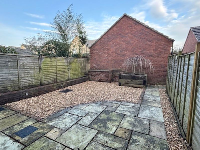 Property photo 2 of 10 Garden