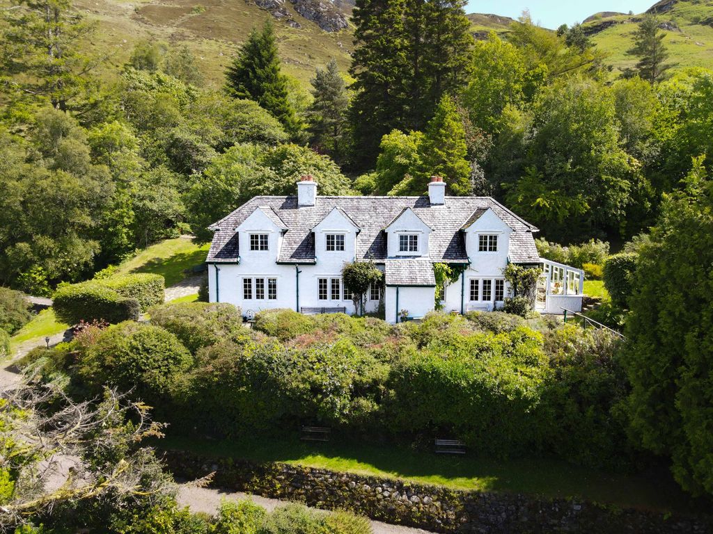 Property photo 1 of 50