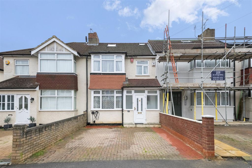 Property photo 3 of 20