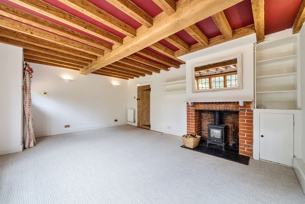 Property photo 2 of 15 1335804-10-6894d6...