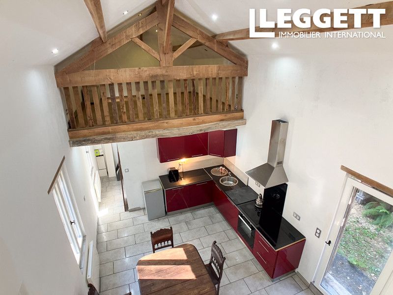 Property photo 2 of 10