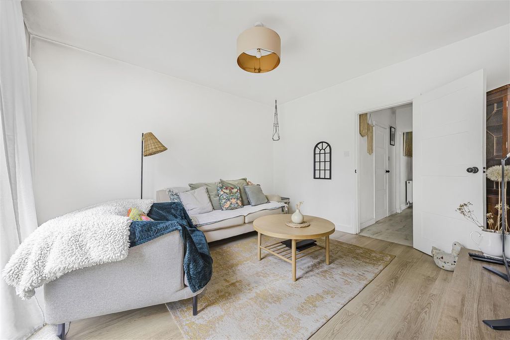 Property photo 3 of 18 19_51094.Jpg