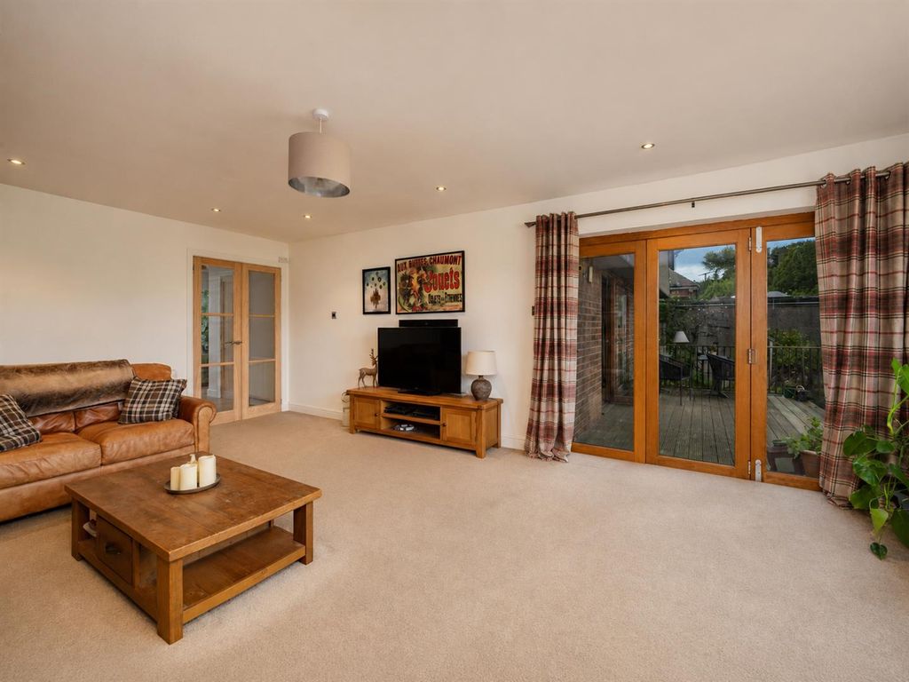 Property photo 3 of 27 15 Hillhead Road Monikie-3.Jpg