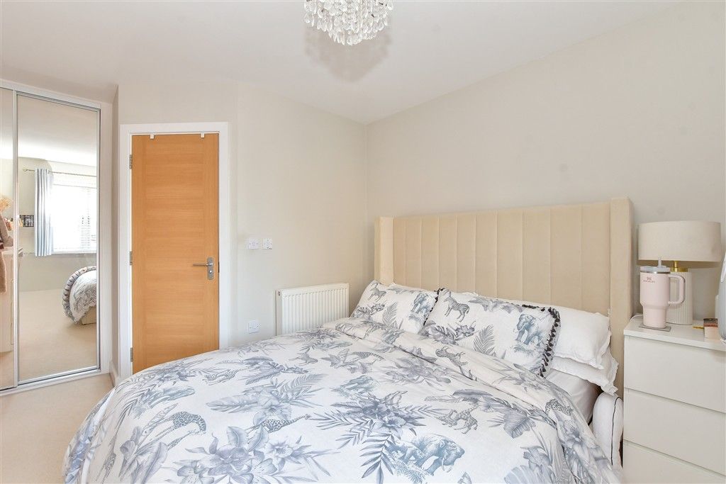 Property photo 1 of 8 Bedroom 1