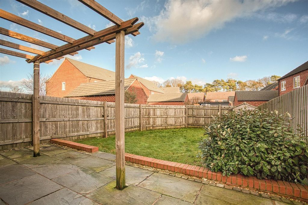 Property photo 2 of 17 316A1807_Hdr.Jpg