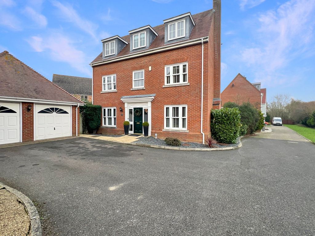 Property photo 1 of 27