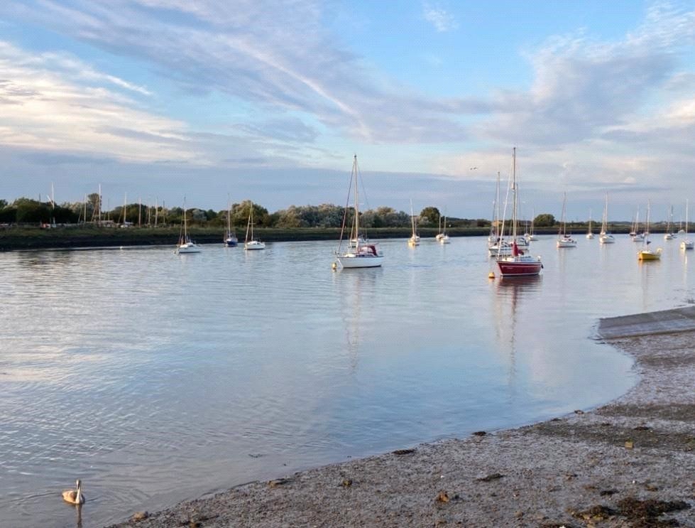 Property photo 2 of 22 Picture No. 01