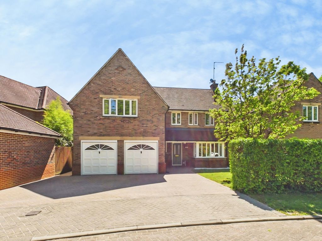 Property photo 1 of 21