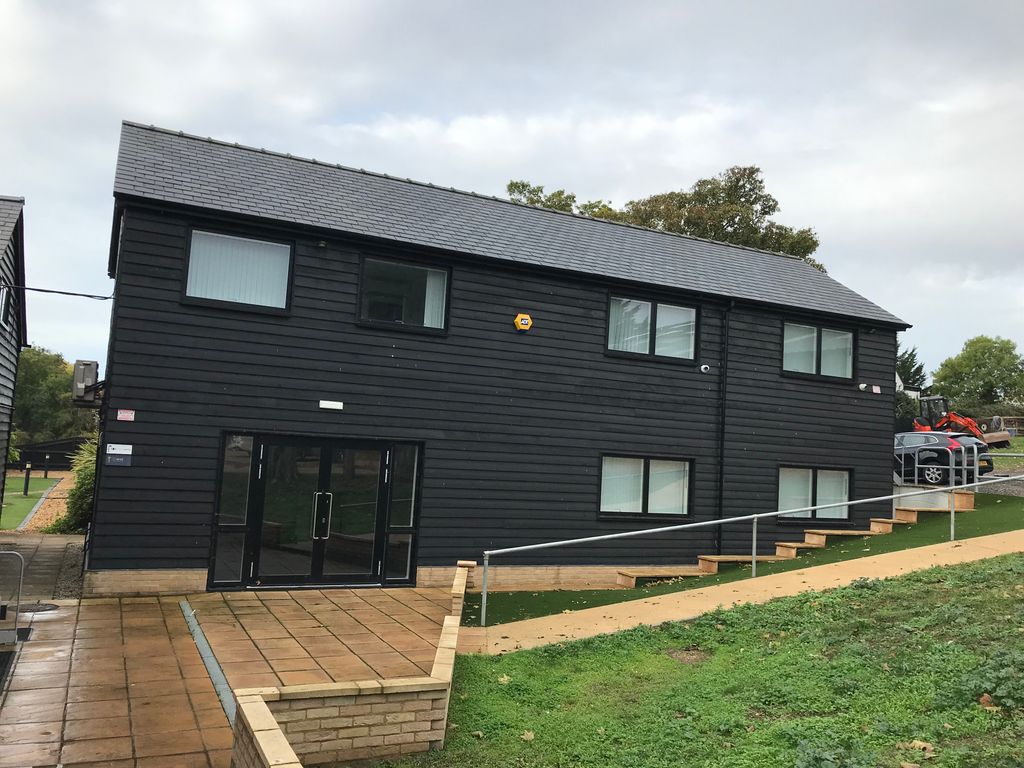 Property photo 1 of 4 Hildersham Offices To Let