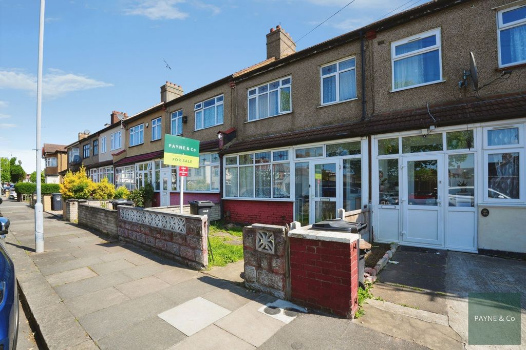 Property photo 1 of 13