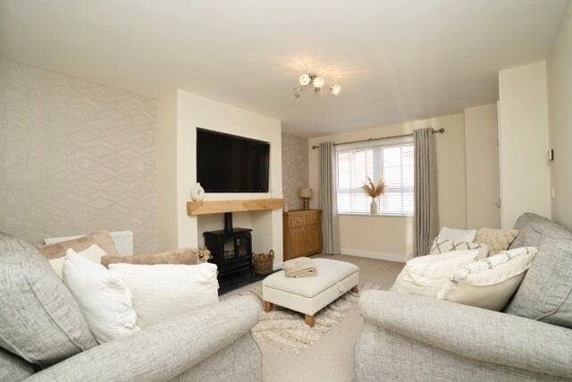 Property photo 2 of 26 4372564