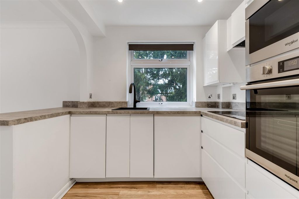 Property photo 3 of 10 Sterling Court  -21_.Jpg