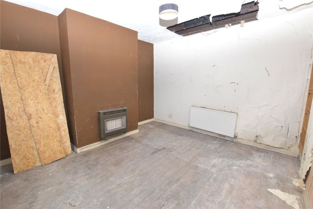 Property photo 2 of 8 Picture No. 03