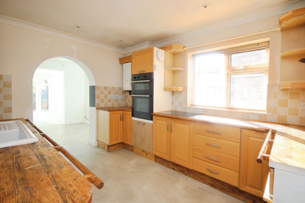 Property photo 3 of 13 78F9783A-Img_0805