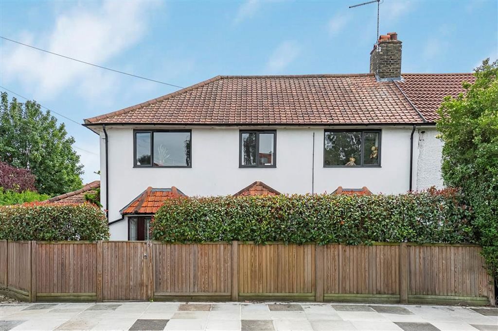 Property photo 1 of 17