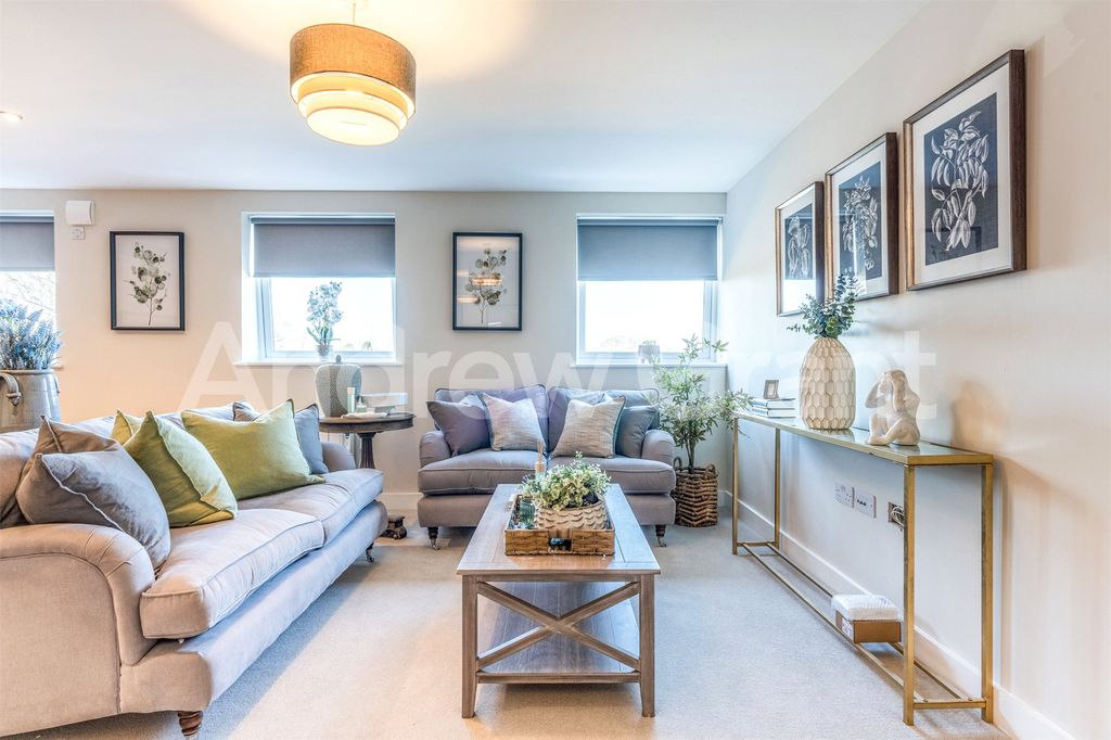 Additional image 8 of 2 bed flat to rentOrchard House, 2 Victoria Square, Droitwich WR9