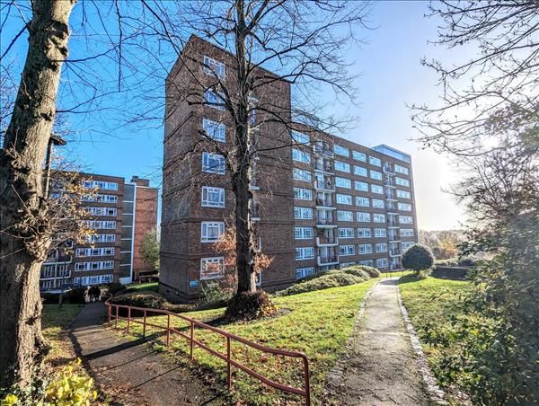 Property photo 1 of 9 Main Photo