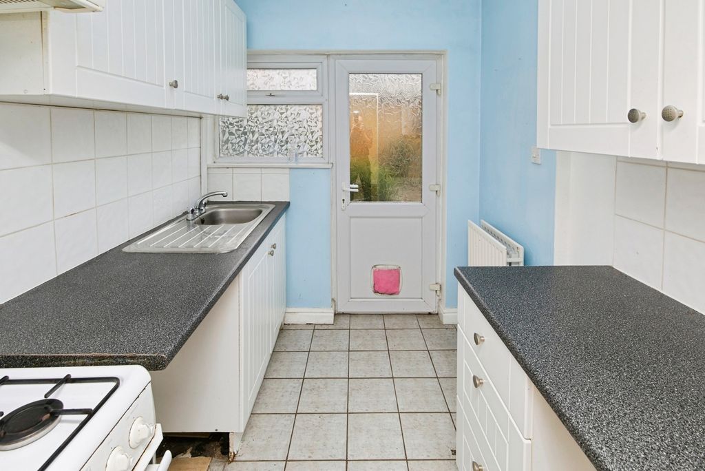 Property photo 3 of 17 Gf Kitchen
