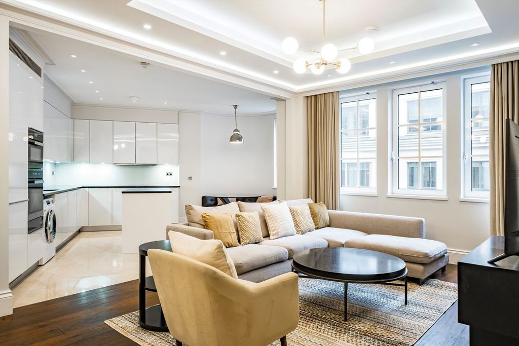 Property photo 3 of 9