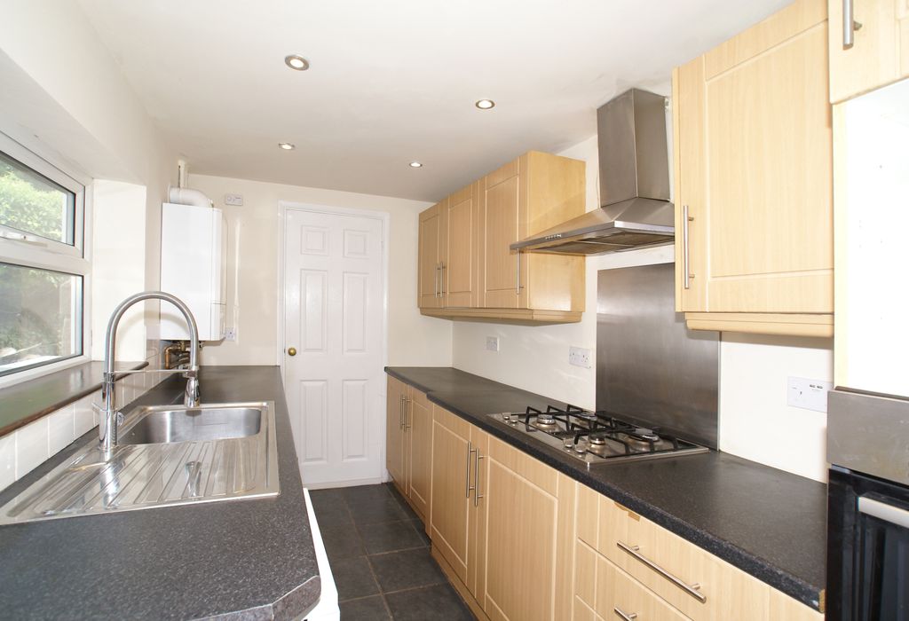 Property photo 2 of 10 1 Brickyard Kit