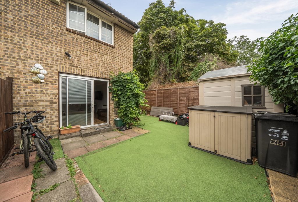 Property photo 3 of 15 1494131-9-6A56112...