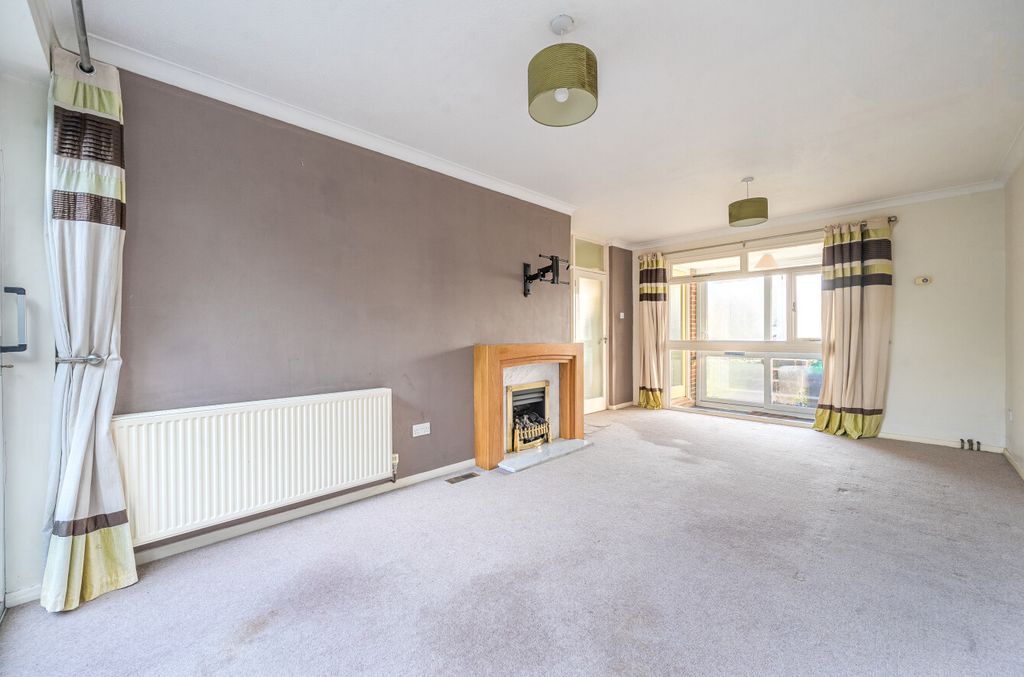 Property photo 3 of 16 1397792-16-696767...