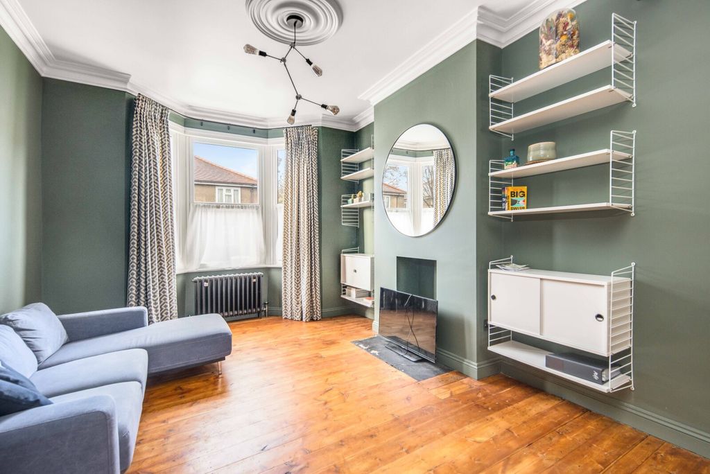 Property photo 2 of 24 Reception