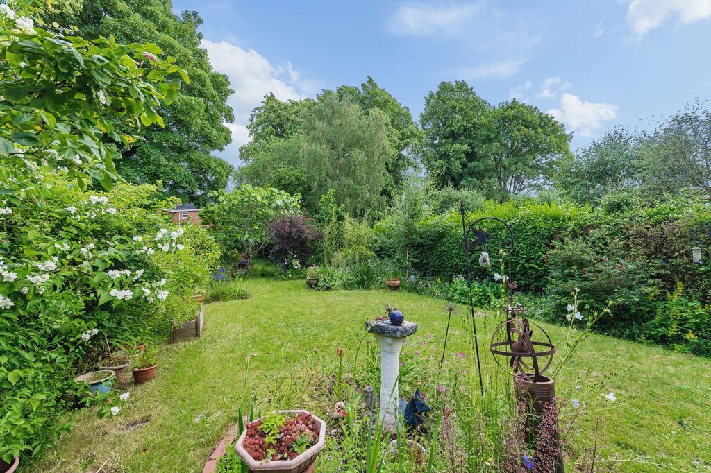 Property photo 3 of 29