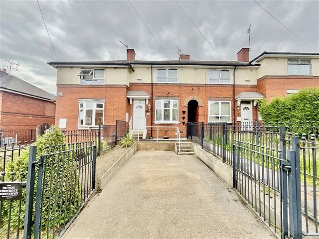 Property photo 1 of 20 Front