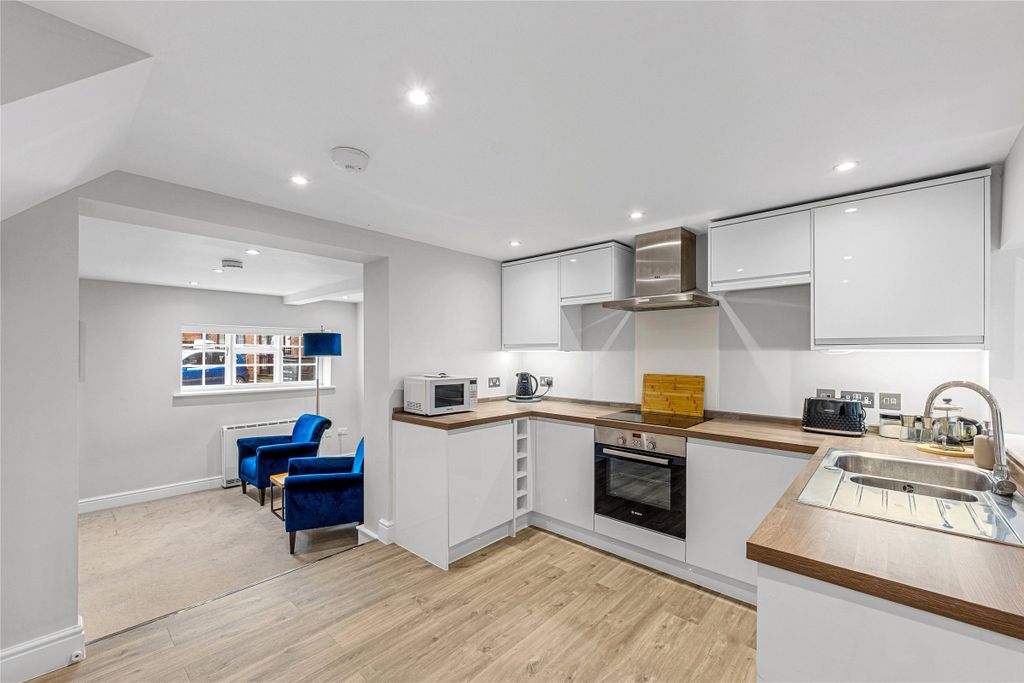 Property photo 2 of 11 Picture No. 09