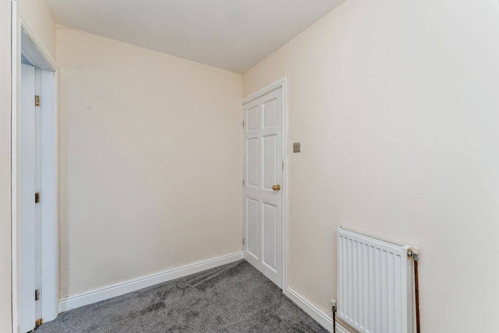Property photo 2 of 20 Pbox-Img.Jpg