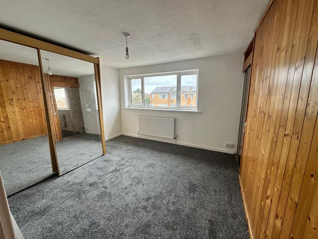 Property photo 1 of 26